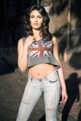 Neet Kaur - Model in Delhi | www.dazzlerr.com