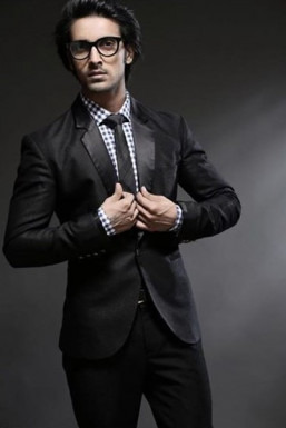 Harish Saini - Model in New Delhi | www.dazzlerr.com