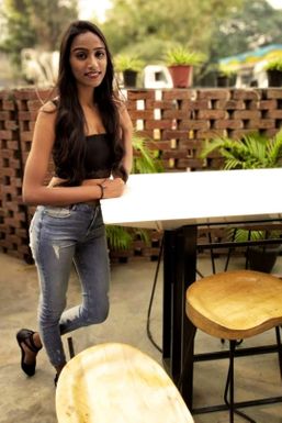 Richa Singh - Model in Mumbai | www.dazzlerr.com