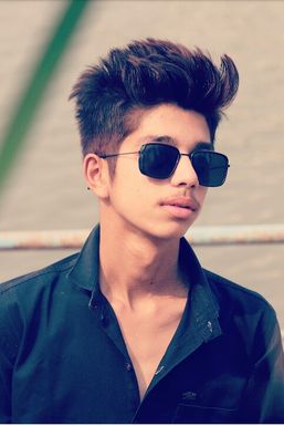 Dipesh Kumar - Model in Surat | www.dazzlerr.com