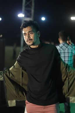 Varun Chaudhary - Actor in Ahmedabad | www.dazzlerr.com