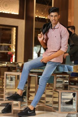 Ashish Chauhan - Model in S.A.S. Nagar (Mohali) | www.dazzlerr.com