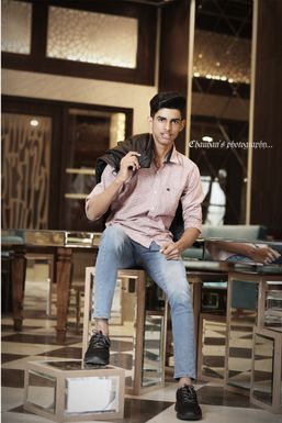 Ashish Chauhan - Model in S.A.S. Nagar (Mohali) | www.dazzlerr.com