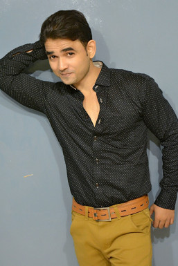 Ankit Kaushik - Model in Delhi | www.dazzlerr.com