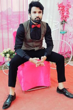 Pushpender Singh Rajput - Model in Jaipur | www.dazzlerr.com