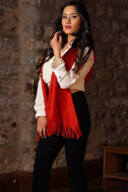 Chelsi Negi - Model in Mumbai | www.dazzlerr.com