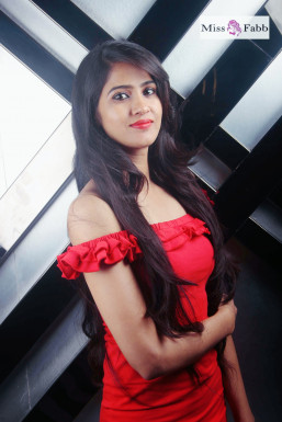 Nisha - Model in Jaipur | www.dazzlerr.com