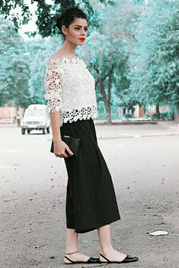 Gushleen Kaur - Model in Delhi | www.dazzlerr.com