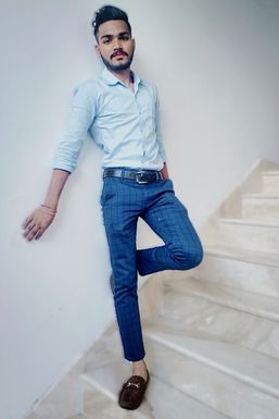 Tarun Thakur - Model in Agra | www.dazzlerr.com