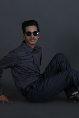 Mohamad Shazad Alam - Model in Delhi | www.dazzlerr.com