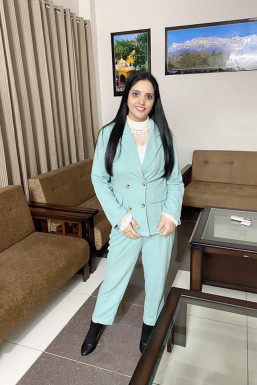 Priti Rana - Anchor in Chandigarh | www.dazzlerr.com