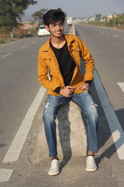 Abhey Ojha - Model in Jalandhar Cantt. | www.dazzlerr.com