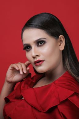 Komal Gurjar - Model in Ahmedabad | www.dazzlerr.com