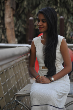 Mayuri Jadhav - Model in Thane | www.dazzlerr.com