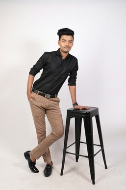 Yash Vidhate - Model in Mumbai | www.dazzlerr.com