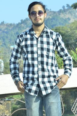 Arjun Singhal - Model in Rajauri | www.dazzlerr.com