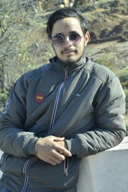 Arjun Singhal - Model in Rajauri | www.dazzlerr.com