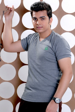 Shivam Bhatia - Actor in Mumbai | www.dazzlerr.com