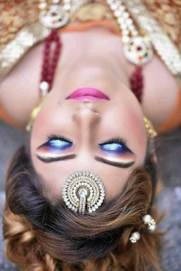 Simmi Sehgal - Model in Delhi | www.dazzlerr.com