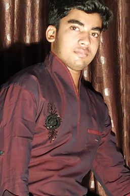 Amlan Mahapatra - Model in Bhubaneswar | www.dazzlerr.com