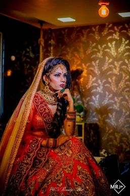 Monika Kushwaha - Model in Satna | www.dazzlerr.com
