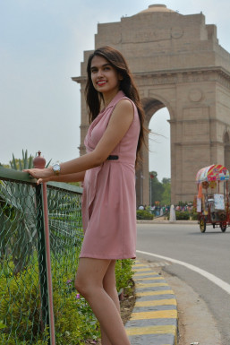 Rimjhim Verma - Model in Delhi | www.dazzlerr.com