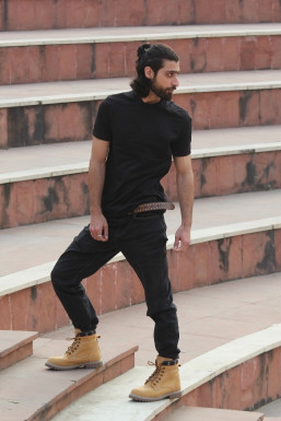 Ali Khan - Model in Delhi | www.dazzlerr.com