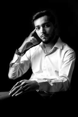 Zohib Khan - Model in Delhi | www.dazzlerr.com