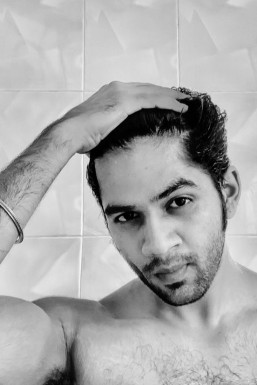 Abhishek Basu - Actor in Delhi | www.dazzlerr.com