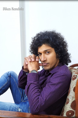 Vikas Kandola - Actor in Kanjhawala | www.dazzlerr.com