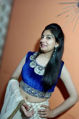 Deep Kaur - Model in Ludhiana | www.dazzlerr.com