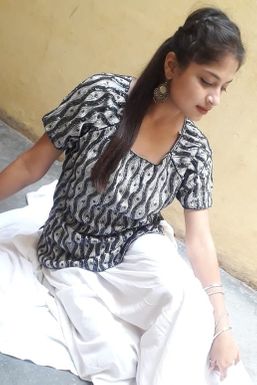 Sanjana Uppal - Model in Patiala | www.dazzlerr.com