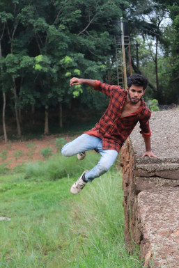 Abhijith S - Model in Mavelikkara | www.dazzlerr.com