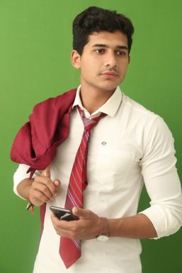 Jay Savsani - Model in Rajkot | www.dazzlerr.com