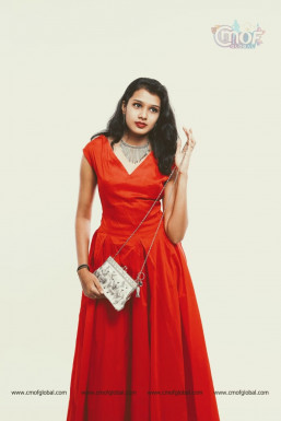 Deepthi - Model in Hyderabad | www.dazzlerr.com