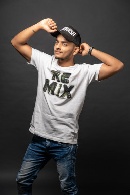 Vignesh Kumar - Model in Chennai | www.dazzlerr.com