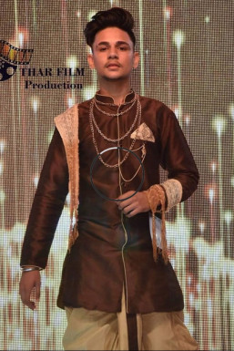 Abhishek Sharma - Model in Jaipur | www.dazzlerr.com