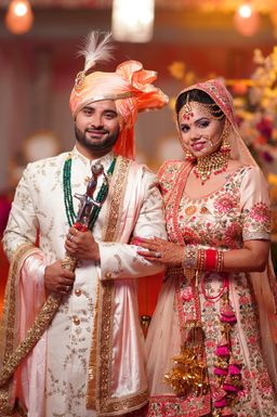 Shivam Bansal - Photographer in Allahabad | www.dazzlerr.com