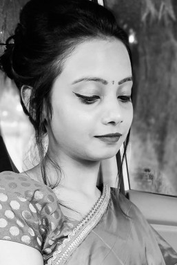 Aditi Srivastava - Model in Lucknow | www.dazzlerr.com