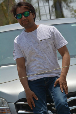 Sanjay Porwal - Model in Indore | www.dazzlerr.com