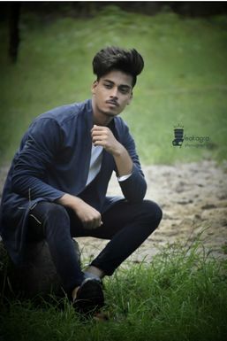 Akshay Saxena - Actor in Bareilly | www.dazzlerr.com