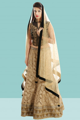Hadia - Model in Delhi | www.dazzlerr.com