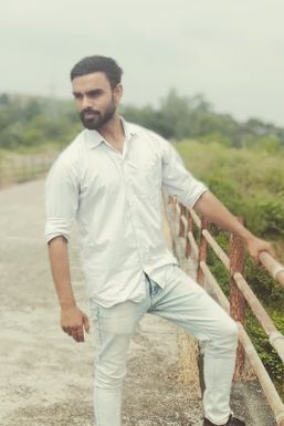 Varun Kumar - Model in Silvassa | www.dazzlerr.com