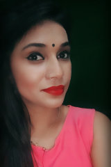 Preeti Singh - Anchor in Delhi | www.dazzlerr.com