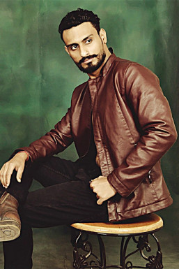 Ankit Attri - Model in Delhi | www.dazzlerr.com