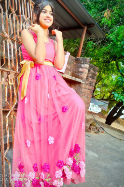 Tanushika Sharma - Model in Bhind | www.dazzlerr.com