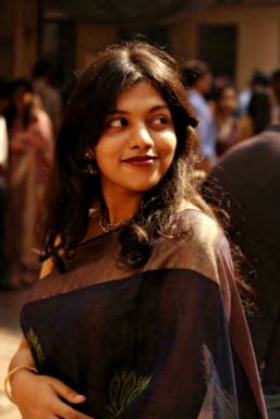 Rhea Khanolkar - Anchor in Thane | www.dazzlerr.com