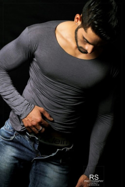 Arav Rajput - Model in Delhi | www.dazzlerr.com