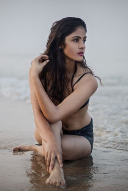 Megha Verma - Model in Delhi | www.dazzlerr.com