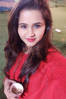 Nakisha Chaudhary - Model in Ghaziabad | www.dazzlerr.com